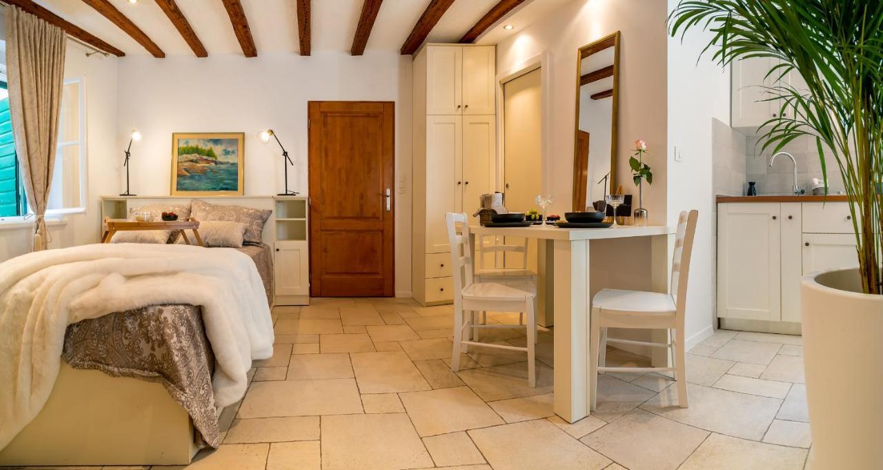Charming Old Town Apartment Pjaca Split Exterior photo