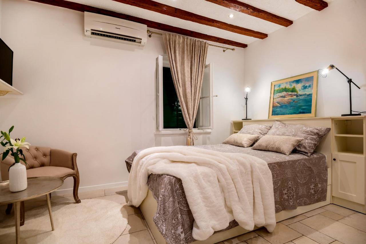 Charming Old Town Apartment Pjaca Split Exterior photo